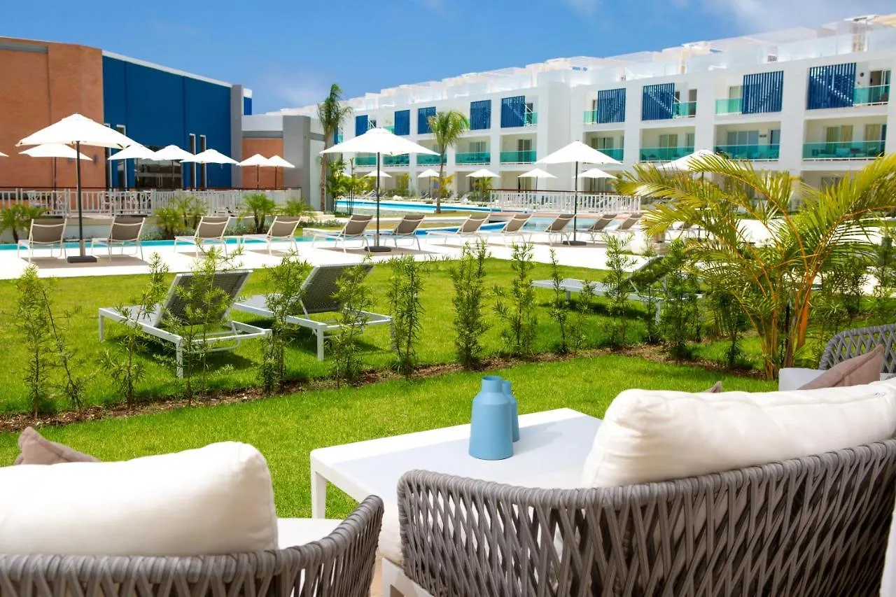 Cana Rock Condos Infinity Pool & Beach Suites プンタ・カナ 0*,